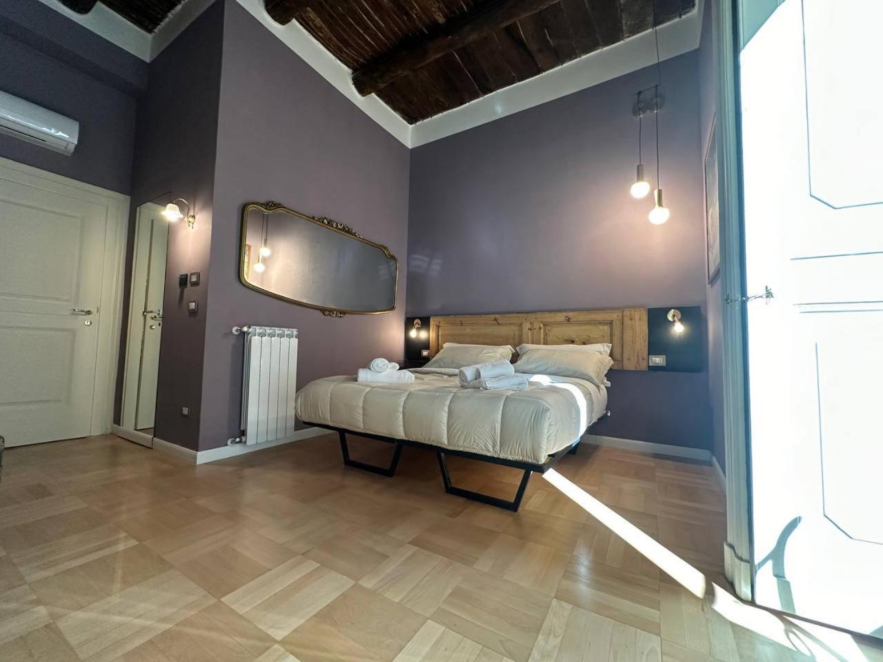 I Leoni Di Rosaroll Bed & Breakfast เนเปิลส์ ภายนอก รูปภาพ