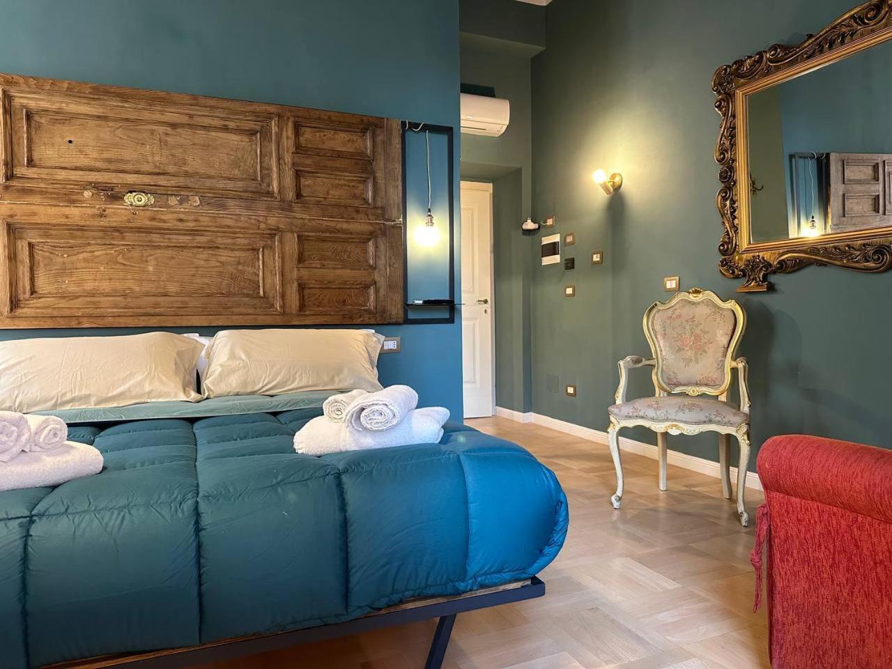 I Leoni Di Rosaroll Bed & Breakfast เนเปิลส์ ภายนอก รูปภาพ