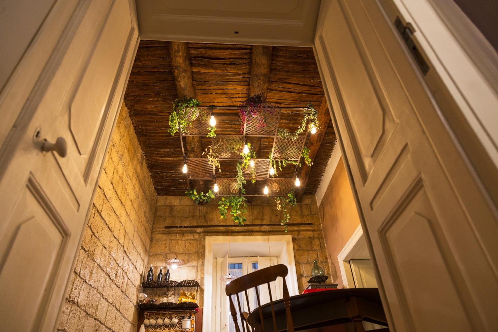 I Leoni Di Rosaroll Bed & Breakfast เนเปิลส์ ภายนอก รูปภาพ